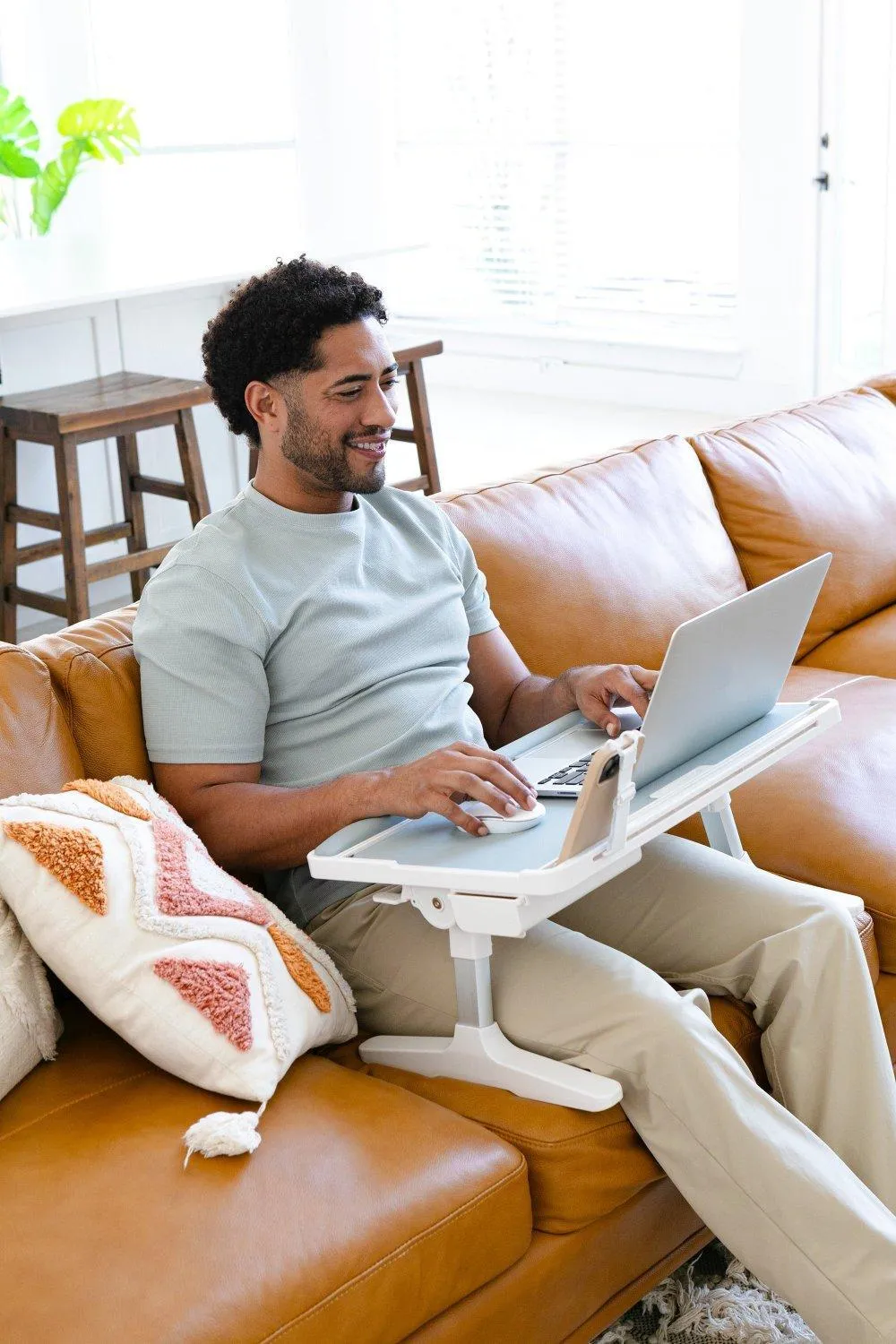 Easy-Tilt Laptop Table