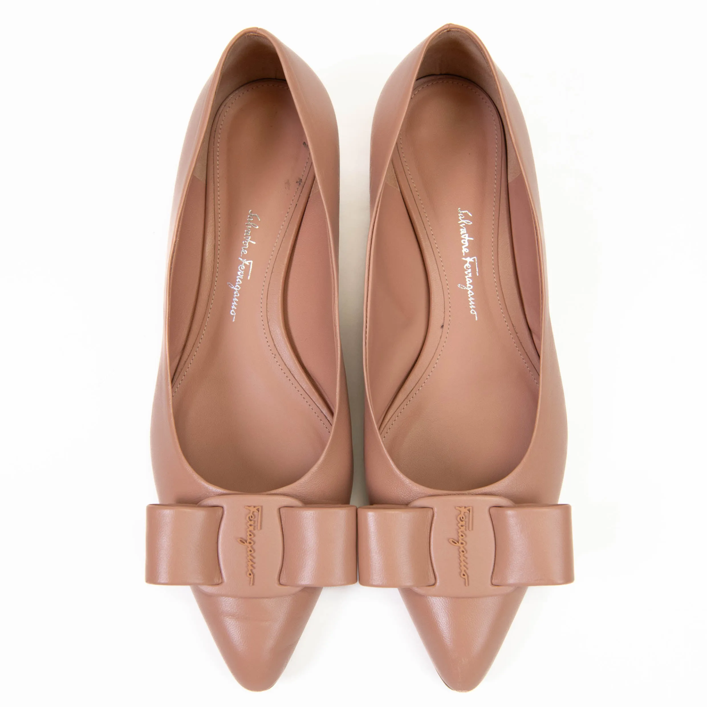 Ferragamo Viva blush Pink Leather flats Size 8