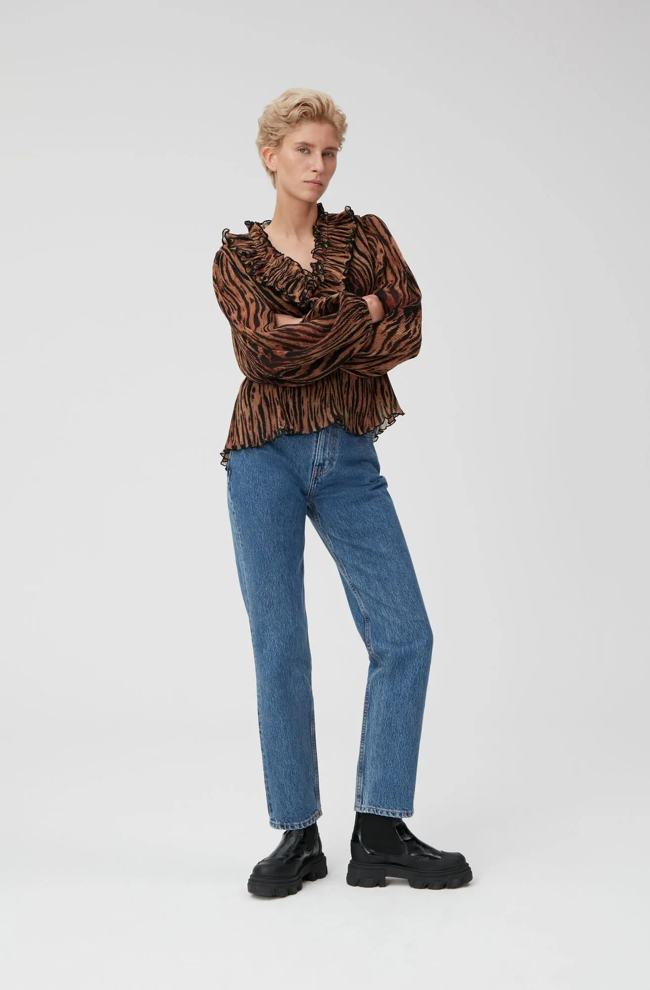 Ganni F6707 tigers eye-print ruffled blouse