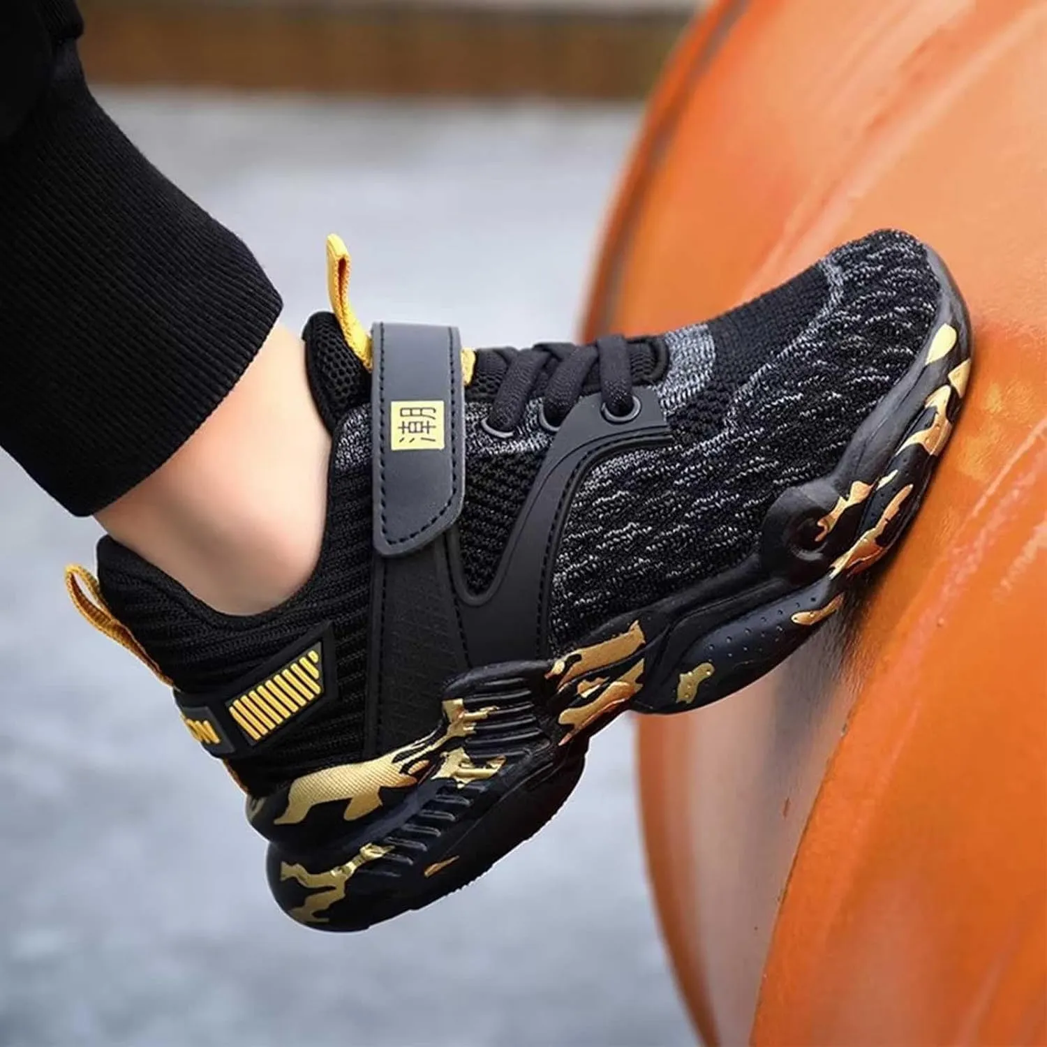 Kids Basketball Shoes Lightweight Girls Athletic Running Shoes Breathable School Sports Shoes Sneakers for Boys