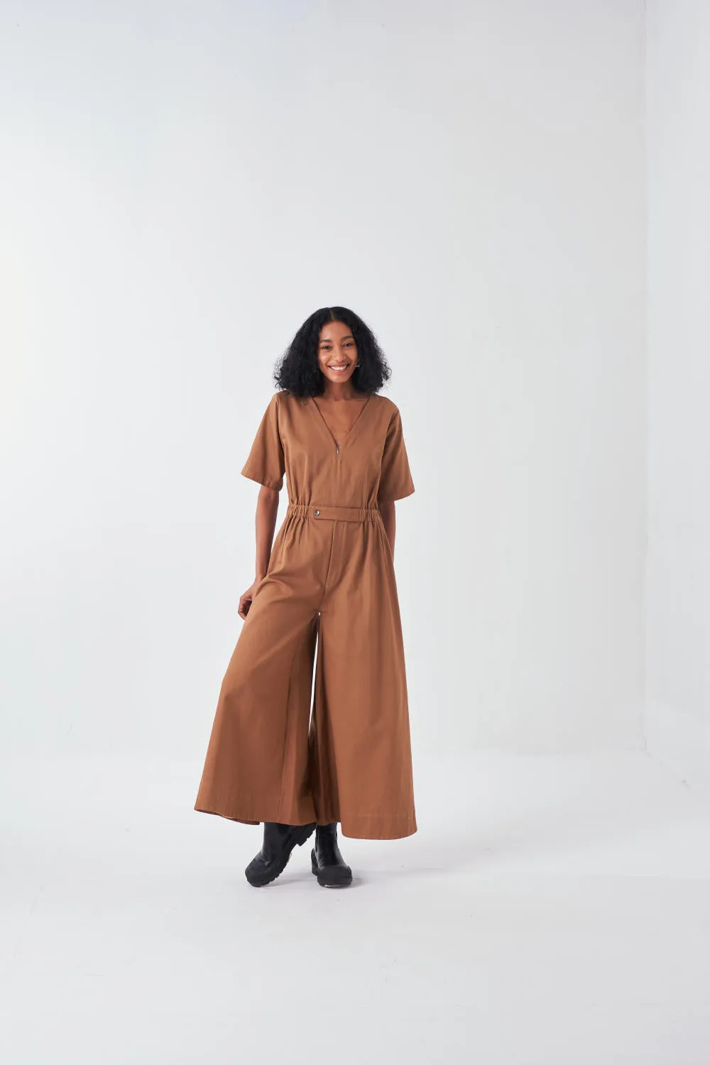 SIDE ELASTIC WAIST JUMPSUIT-SAND
