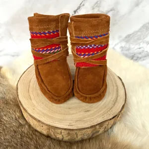 The Prairie Crocus Infant Voyageur Wrap Moccasin