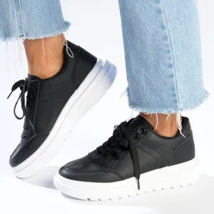 Tom Tom Lace Up Sneaker - Black / White